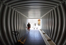 NEPAL_Container_packen_16Aug2018_10