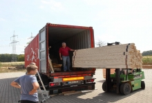 NEPAL_Container_packen_16Aug2018_22